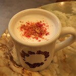 ラグ アンド ボーン コーヒー - HOT WHITE LOVE-berry MILK（M）　600円
