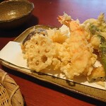 天手古舞 - 天付き鴨汁そばの天ぷら盛り合わせ　豪華！