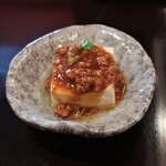 中国名菜 露天 - 蒸し豆腐のヒキニクソースがけ