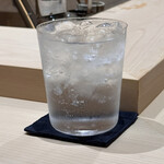 すし宮川 - 麦ソーダ割り