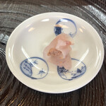 分福寿司 - カワハギの肝を刺身で包んで！