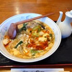 美華 - 生酸辣湯麺　1080円