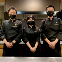 蓮 - 左：渡邉與義氏  中：西原みのり氏  右：中川広志氏