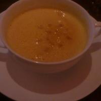 フレンチ キッチン - カボチャの温かいスープ