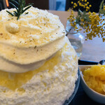 サカノウエカフェ - オレンジ白ワインコンポートを添えて