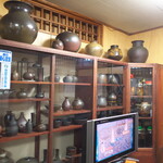 カナ - 料理の器にもこだわりを感じたが、オーナーは陶器の趣味もおありな様子