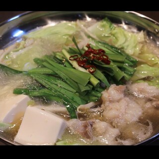 “Motsu-nabe (Offal hotpot)” made with domestic beef offal!