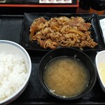 Yoshinoya - 牛皿定食おかず大(734円)