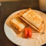 カフェ ド パブロ - ハムとチーズのホットサンド