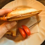 カフェ ド パブロ - 手に持った感じ