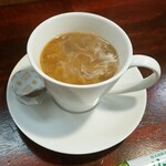 キッチン ブルー グローブ - ミルクを入れます
