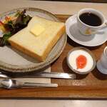 喫茶モーニング - ブレンドコーヒー（バタートーストセット）550円