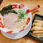 熟成豚骨ラーメン専門 一番軒 - 