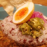 ワインと薪料理の店 piano - スパイスカレーしてる盛り付け(*´艸｀*)