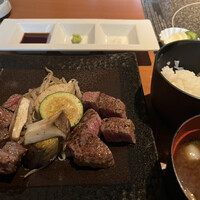 青山牛彩 - 