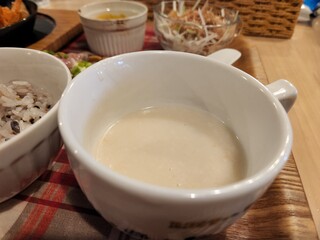 ボブズカフェ うまごやコペ - スープです。