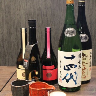 We have carefully selected local sake from all over the country!