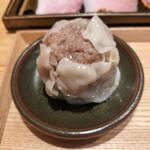 中華蕎麦 とみ田 - 特製トッピング（焼売）