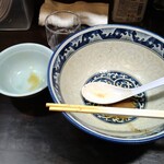 Tonikaku - ラーメンとミニ牛すじ丼完飲完食