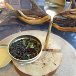 ブラッスリー ラルドワーズ - 馬肉のタルタルとキャビア