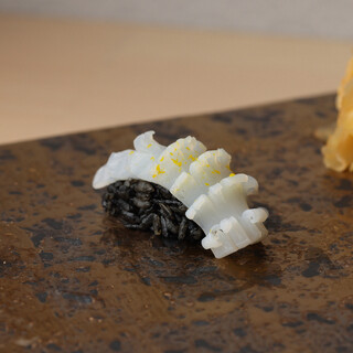 こだわりの黒シャリ