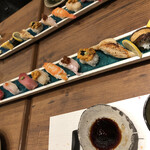 Uminomieru Kaunta-Zushi Sushiyatai - 