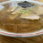 小政食堂 - スープ並々です