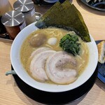 横浜家系ラーメン 白金家 松橋店 - 