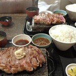 石焼ステーキ 贅 - 『肉の日』の特別価格メニュー「サーロイン１ポンドステーキ（白ご飯特盛）