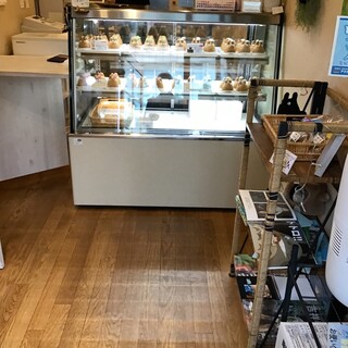 白髭のシュークリーム工房_2