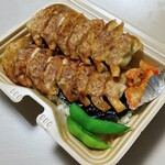 餃子食堂マルケン - 餃子トリプル弁当