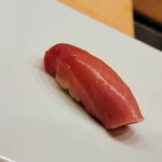 鮨 おおが - 中トロ、マグロは伊豆下田