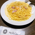 BabyFacePlanet's - イタリア産熟成チーズの濃厚カルボナーラ　Sサイズ　¥1,390(税別)