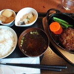 カフェ・ド・ナリ - 山形牛ハンバーグ1,100円