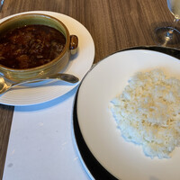 ポム・ダダン - ハヤシライス