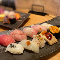 梅田 鮨割烹のの - 握り定食の並と特上