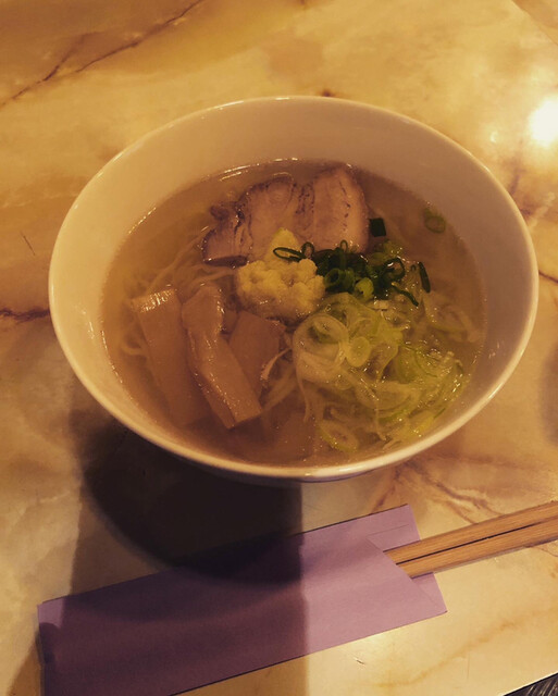 根室では少ないバーらしいバー : Bar Azitoの写真