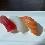 シェフズ ライブ キッチン - お寿司➡︎塩で食べると素材の味を正しく感じられます。