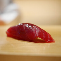 鮨 利﨑 - 鮪赤身