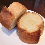 ヴィアート - ≪'13/06/27撮影≫木戸シェフ自慢 本日のスペシャリテ 1000円 のパン