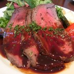 ≪'13/06/27撮影≫木戸シェフ自慢 本日のスペシャリテ 1000円 のローストビーフ