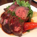 ヴィアート - ≪'13/06/27撮影≫木戸シェフ自慢 本日のスペシャリテ 1000円 のローストビーフ