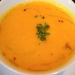 ヴィアート - ≪'13/06/27撮影≫木戸シェフ自慢 本日のスペシャリテ 1000円 の鹿児島産パンプキンのポタージュ