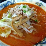 中華麺房 東龍 - 角度を変えて♯ メンマが光ってます☆