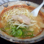 ラーメン専門店　八龍 - 味噌ラーメン(税込900円)