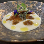 カーサ・デル・チーボ - アカハタモチと白隠元豆にバフン海胆と自家製フレッシュアンチョビ添え