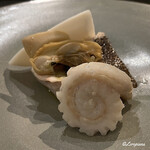 カーサ・デル・チーボ - 滑太鰈､曹以､魴鮄､槍烏賊､姫貝のヴァポーレ