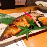 産直青魚専門 新宿 御厨 - 