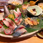 産直青魚専門 新宿 御厨 - 