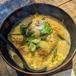 赤いとんがらし 韓韓麺 - コムタン麺¥1200